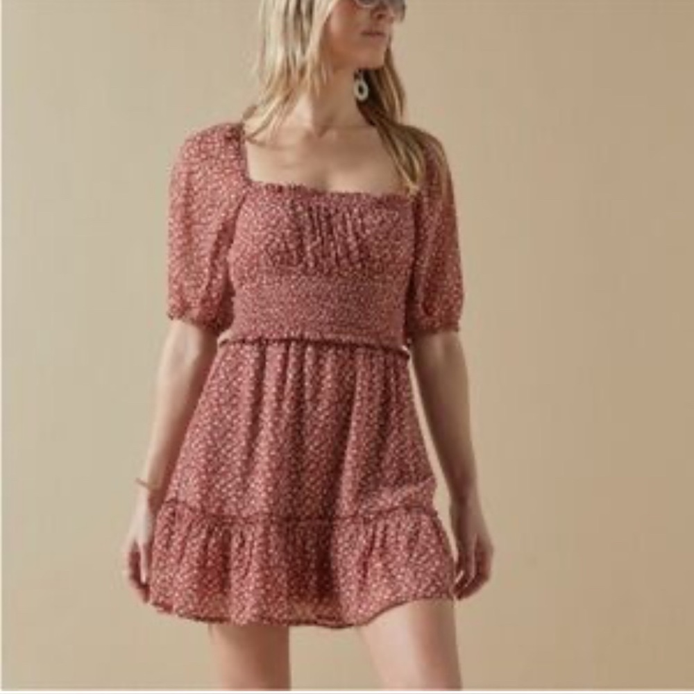 Francesca's Collections Brown / Red Floral Mini Dress
